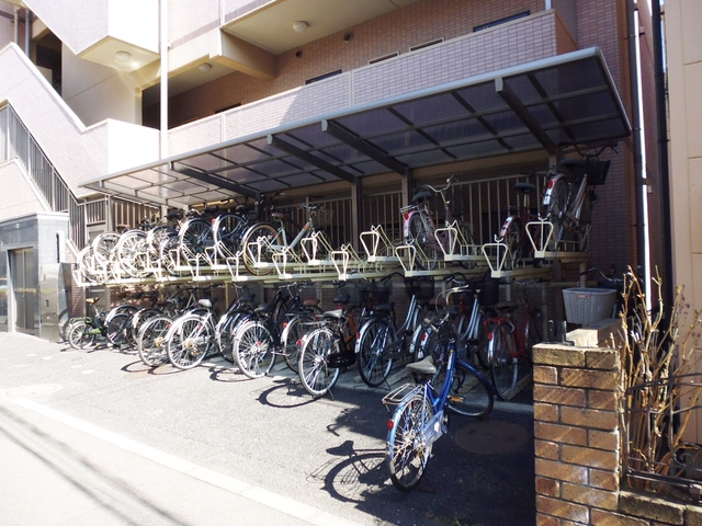 ルミエール西が丘のその他共用部分|駐輪スペースです☆