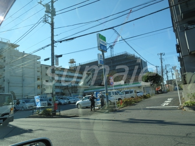 ルミエール西が丘のその他|ファミリーマート赤羽西六丁目店