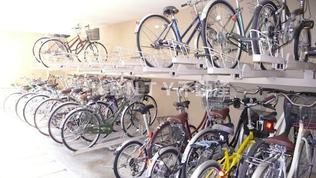【その他共用部分】 | エリヴィエール | 駐輪場