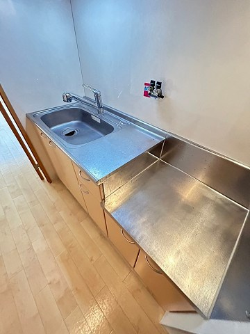 尼崎市南塚口町６丁目のアパートのキッチン