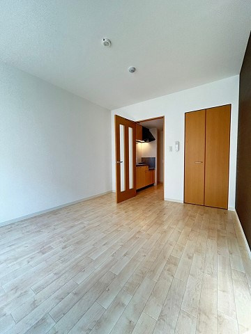 尼崎市南塚口町６丁目のアパートの寝室