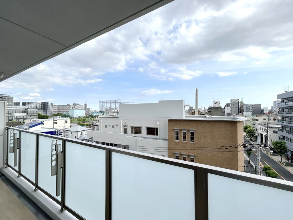 アヴェニーユ参番館の展望