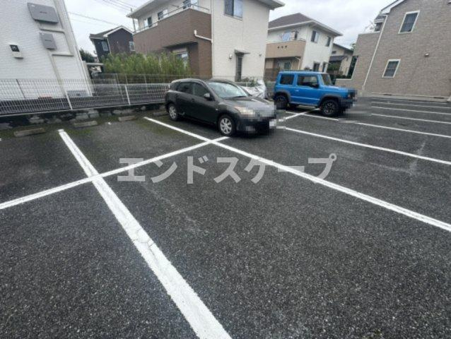 アフロートの駐車場|高崎、前橋のお部屋探しはエンドスケープまで！お客様の理想お聞かせ下さい♪