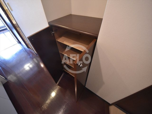 ネット内淡路町の収納|ネット内淡路町　シューズボックス