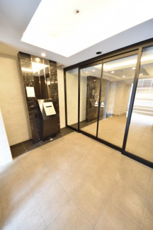 【エントランス】 | プレサンス神戸元町