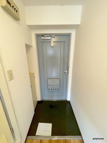 リージェントハイム　仲介手数料無料の玄関