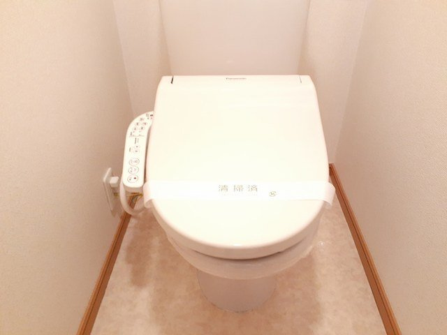 プチ　グレーヌＢのトイレ