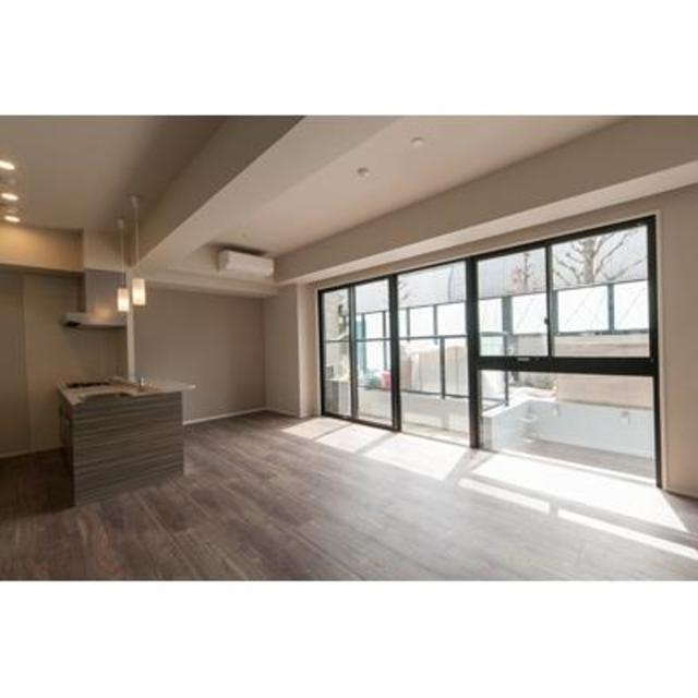 彩桜春庵　（ＩＲＯＨＡ　ＡＮ）の居間・リビング|※写真は同タイプ住戸です。
