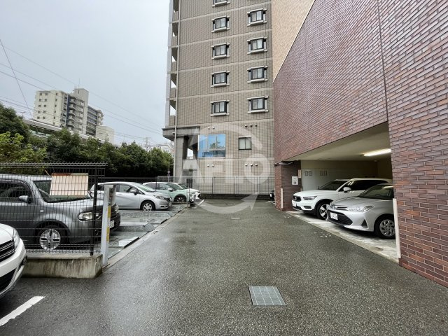 シャルマンフジ福島の駐車場|シャルマンフジ福島　駐車場