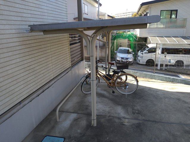 ミランダアンネイハイムのその他|駐輪場　原付＆自転車のみ駐輪可能