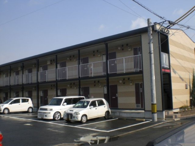 レオパレスさちはなの外観