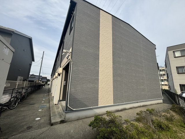 レオパレスミラクⅡの外観