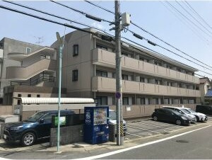 アビタシオン八事の駐車場