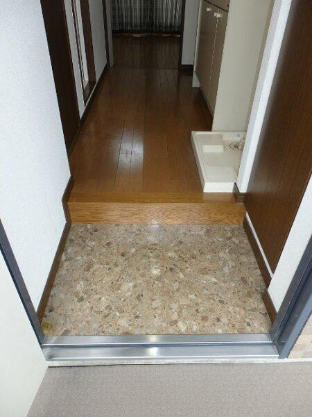 フェニックス早稲田第２の玄関