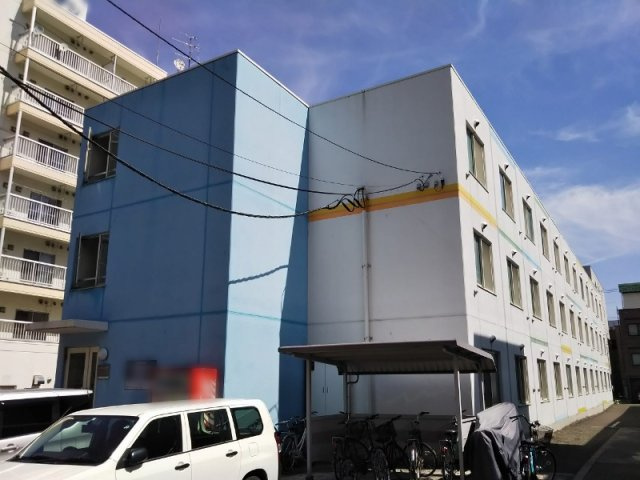 レオパレスセントラル南４条Ａの外観
