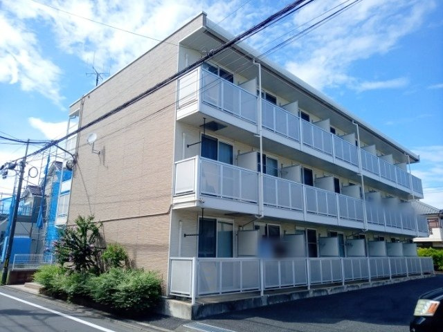 レオパレスリラ大南の外観