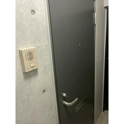 【玄関】 | Hビル