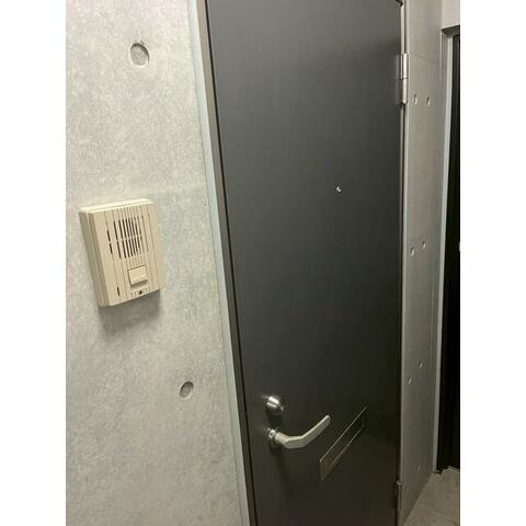 【玄関】 | Hビル