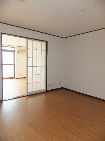 【居間・リビング】 | コーポエガワ