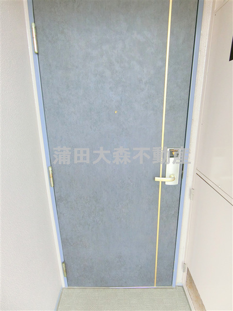 陽光大森マンションの玄関