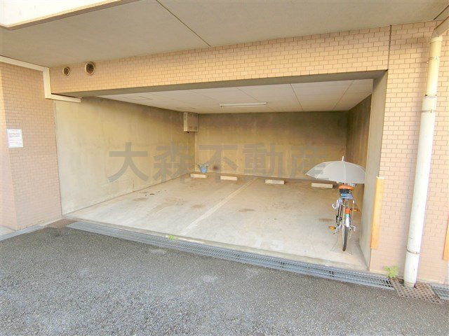 陽光大森マンションの駐車場