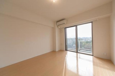 【居間・リビング】 | Ｌｉｂｅｒｔａ　ｖｉｌｌａ | ※写真は同タイプ住戸です。