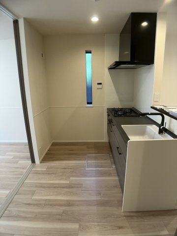【キッチン】 | パークイースト | ※別部屋参考写真
