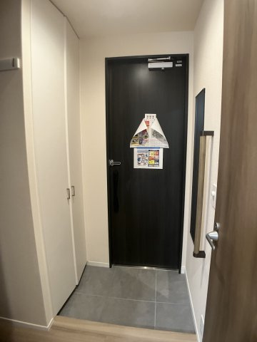 【玄関】 | パークイースト | ※別部屋参考写真