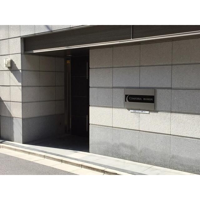 コンフォリア神田神保町のエントランス