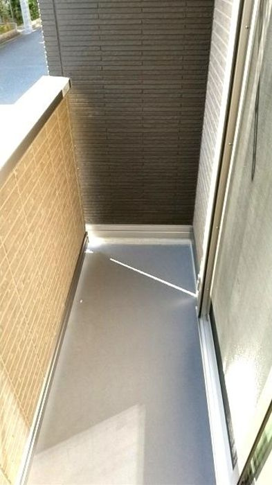 セレスティア東瑞江のバルコニー