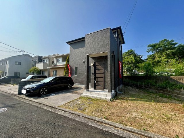 ☆選べる家具プレゼント☆松山市東野3丁目　４SLDKの外観