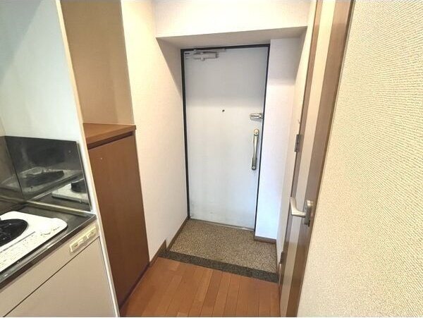 AHマンション泉の玄関