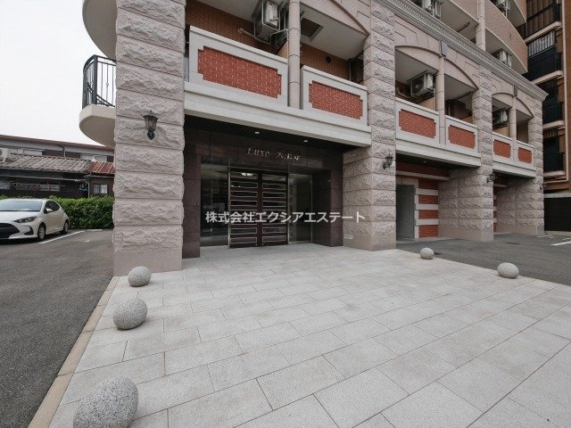 Luxe天王寺のエントランス
