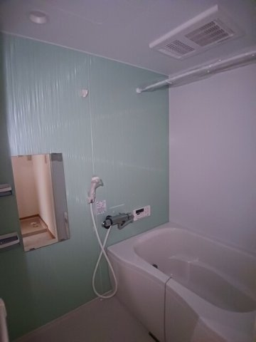 ベル・アルカンシェルＡの浴室