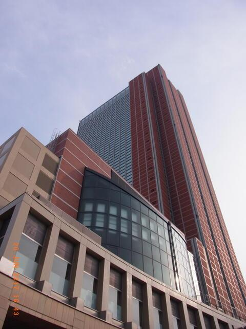 ＱＵＡＲＴＩＥＲ　ＬＡＴＩＮ　ＳＡＮＧＥＮＣＨＡＹＡ|キャロットタワーまで513m