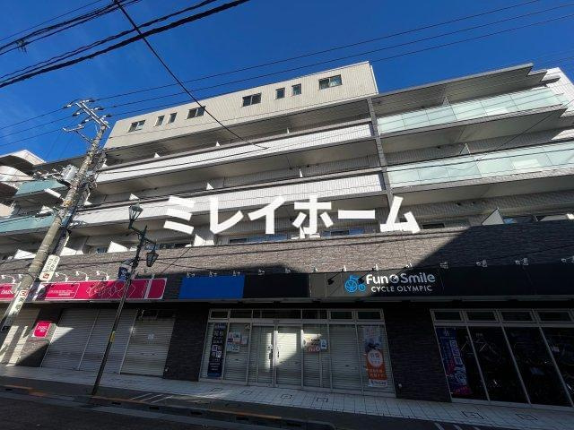 グランシャリオの外観
