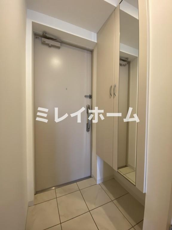 グランシャリオの玄関