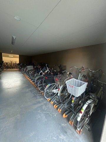 藤和ハイタウン西宮の駐車場