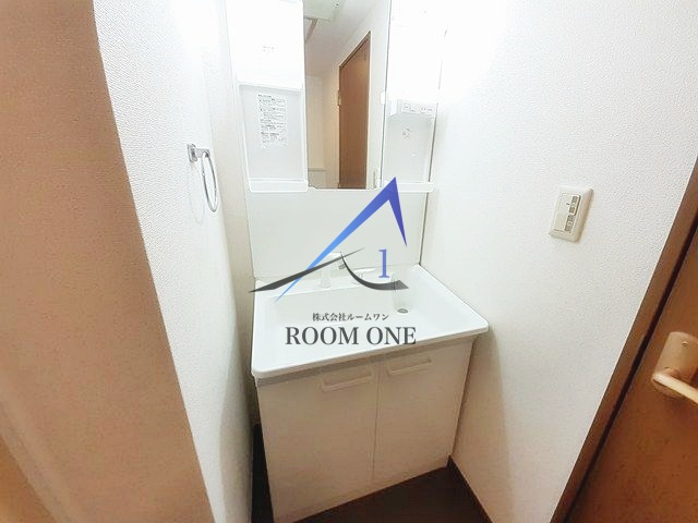 グランディア弐番館の洗面所|洗面台です。