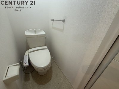 ウォシュレット付きのトイレです♪