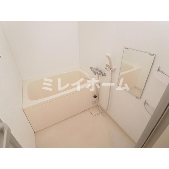 エクロール蒲田の浴室