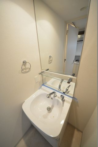 プレサンス松屋町ファステの独立洗面台|プレサンス松屋町ファステ　独立洗面台