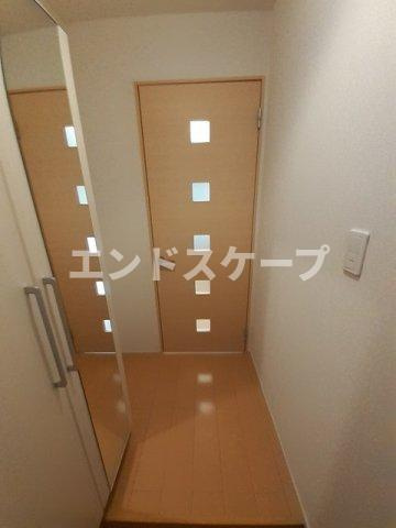 ルミナスローズの玄関|高崎、前橋のお部屋探しはエンドスケープまで！お客様の理想お聞かせ下さい♪