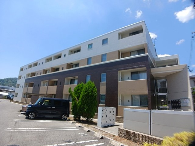 プラシード石屋山