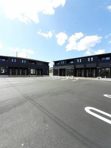 カーサ・ヒカリ十日市　Ｂの駐車場|駐車場があります