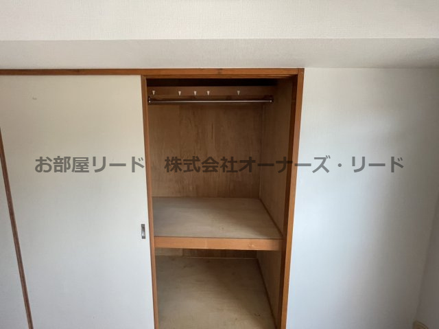 川島第二ビルの収納