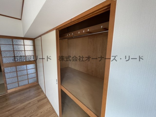 川島第二ビルの収納