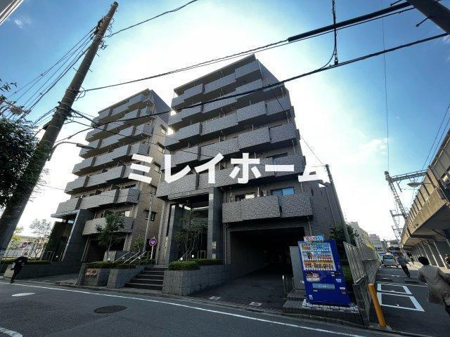 ルーブル仲六郷弐番館の外観