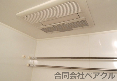 【浴室】 | パインフィールド洛東 | コンパクトで使いやすいお風呂です