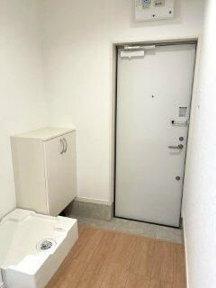 サクラテラス富士見の玄関